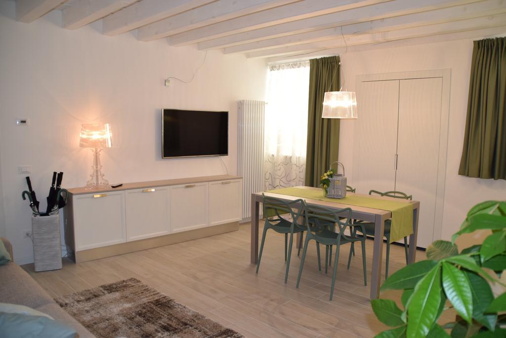 Verona White Lodge Eksteriør billede